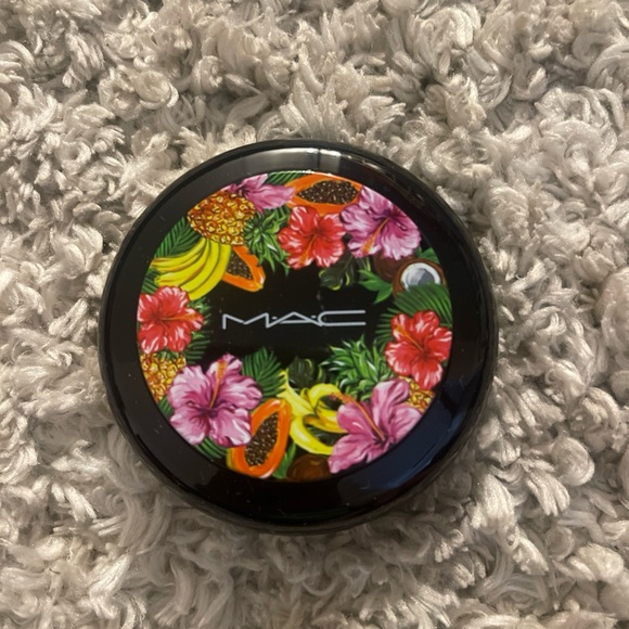 MAC Cosmetics Blush - pearl matte face powder oh my passion - Picture 2 of 7